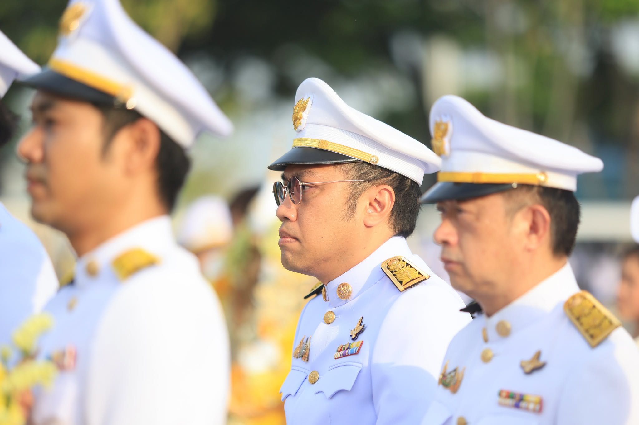 title - ส.ป.ก. ร่วมวางพวงมาลาถวายบังคมพระบรมราชานุสาวรีย์พระบาทสมเด็จพระบรมชนกาธิเบศร มหาภูมิพลอดุลยเดชมหาราช บรมนาถบพิตร เนื่องใน 